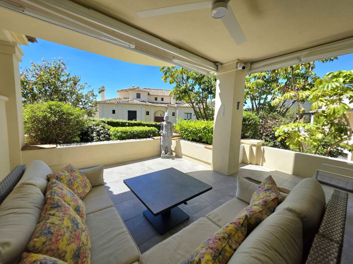 Image No.21-2 Bed Property for sale