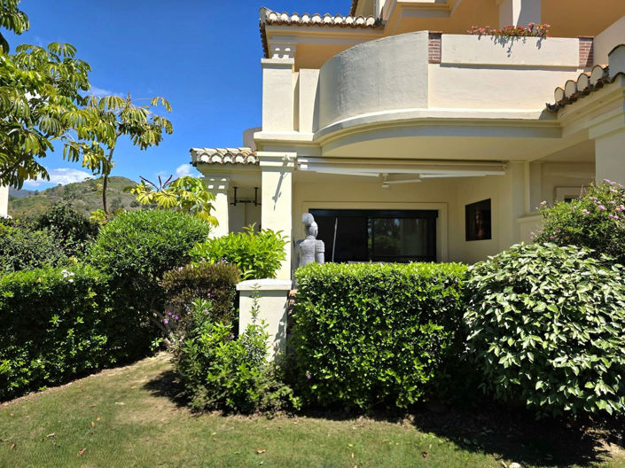 Image No.23-2 Bed Property for sale