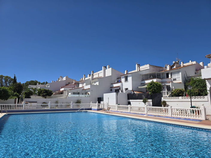 Image No.25-3 Bed Property for sale