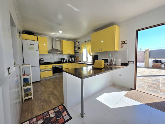 Image No.7-3 Bed Property for sale
