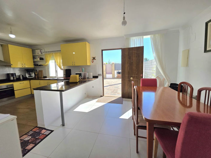 Image No.9-3 Bed Property for sale