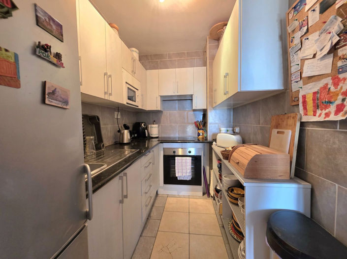 Image No.16-3 Bed Property for sale