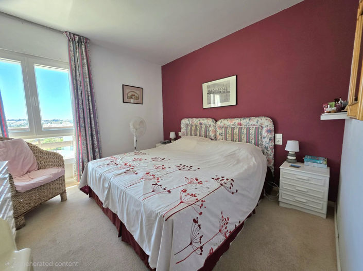 Image No.5-3 Bed Property for sale