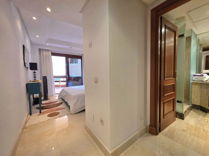 Image No.10-3 Bed Property for sale