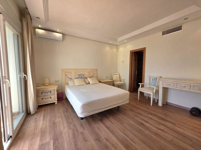 Image No.22-3 Bed Property for sale