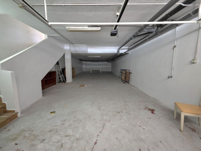 Image No.30-3 Bed Property for sale
