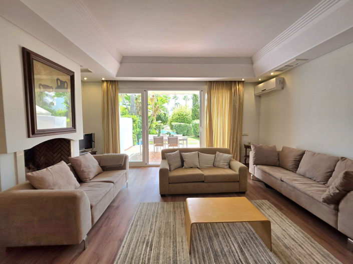 Image No.7-3 Bed Property for sale