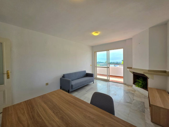 Image No.4-2 Bed Property for sale