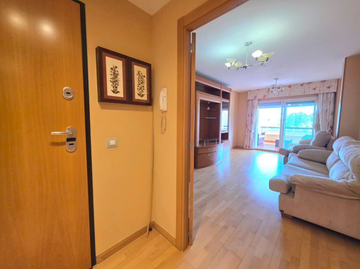 Image No.13-3 Bed Property for sale