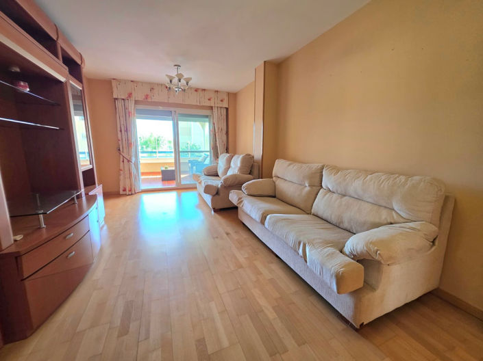 Image No.14-3 Bed Property for sale