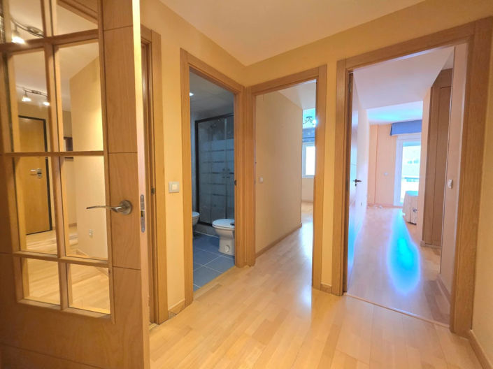 Image No.18-3 Bed Property for sale
