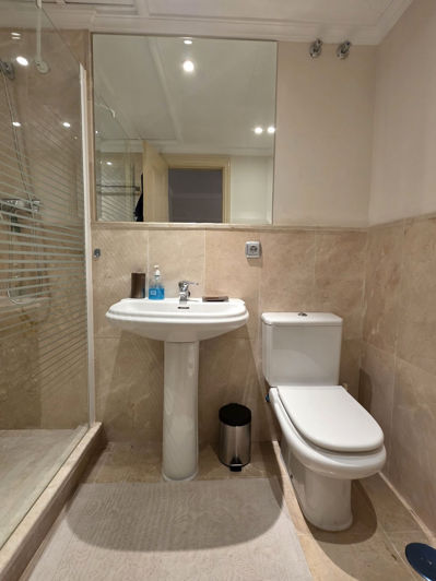 Image No.16-2 Bed Property for sale