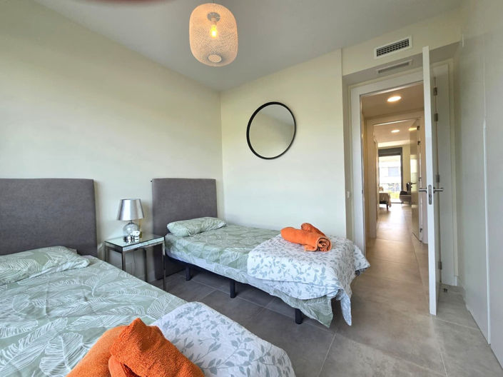 Image No.19-2 Bed Property for sale