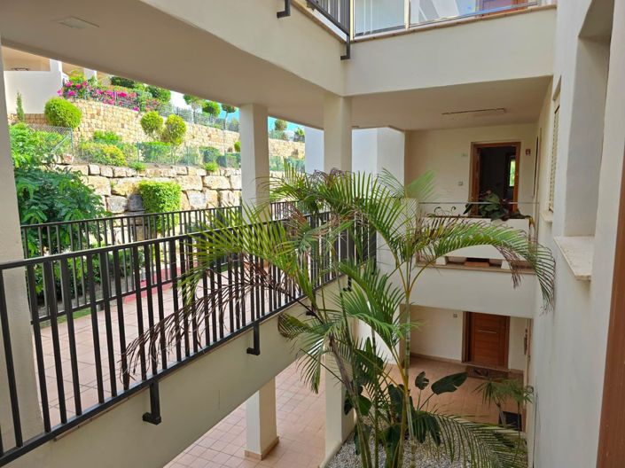 Image No.9-2 Bed Property for sale