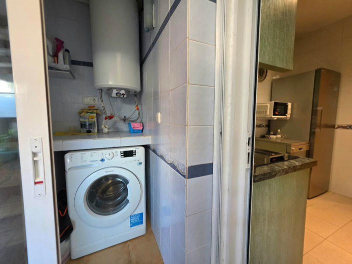 Image No.10-2 Bed Property for sale