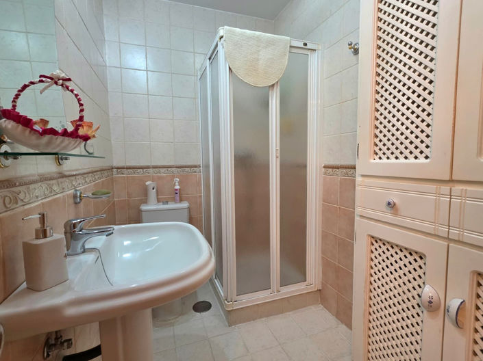 Image No.22-2 Bed Property for sale