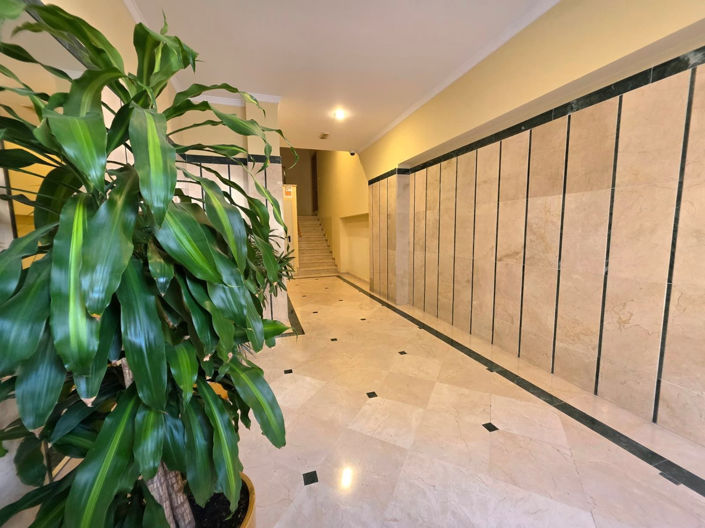 Image No.24-2 Bed Property for sale