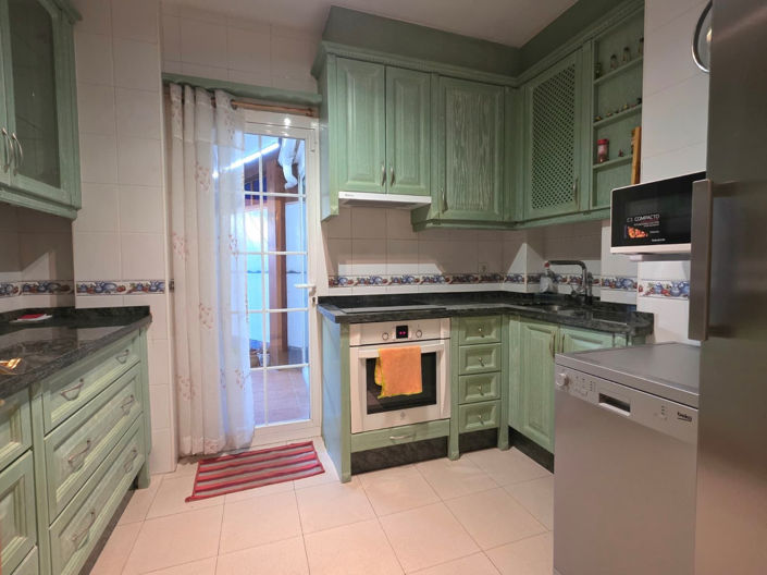 Image No.6-2 Bed Property for sale