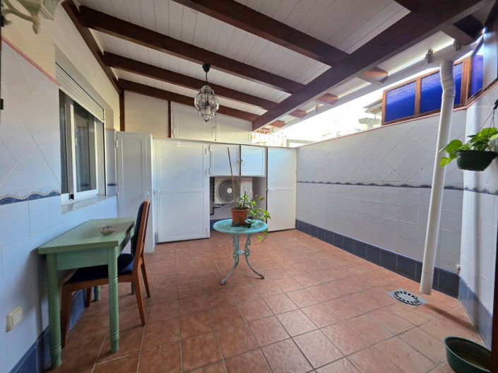 Image No.9-2 Bed Property for sale