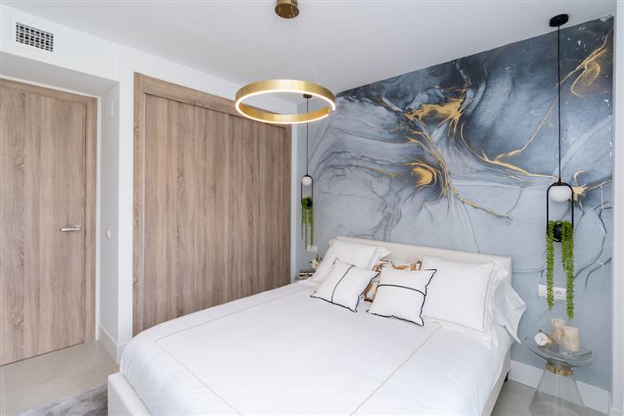 Image No.22-2 Bed Apartment for sale