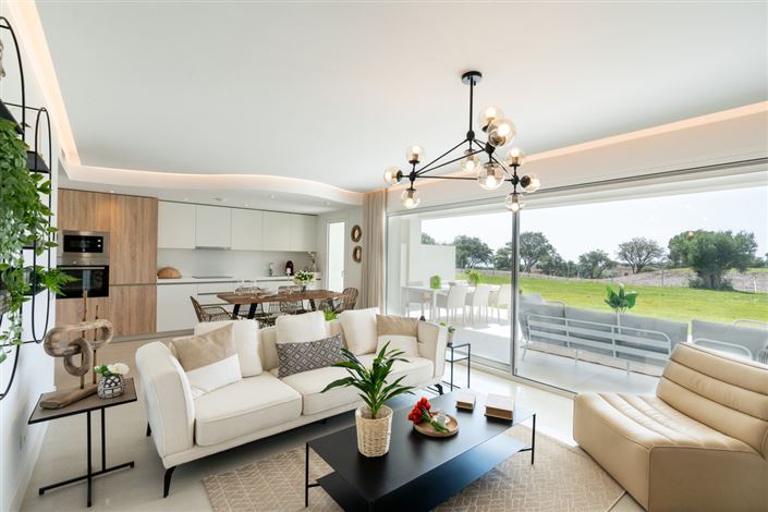 Image No.8-2 Bed Apartment for sale