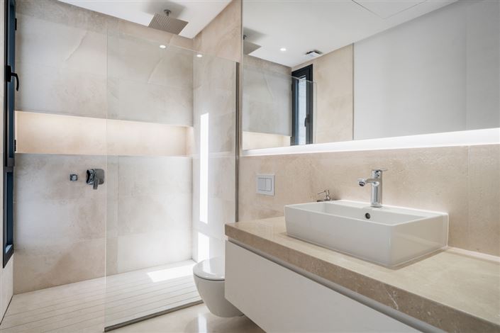 Image No.14-4 Bed Villa / Detached for sale