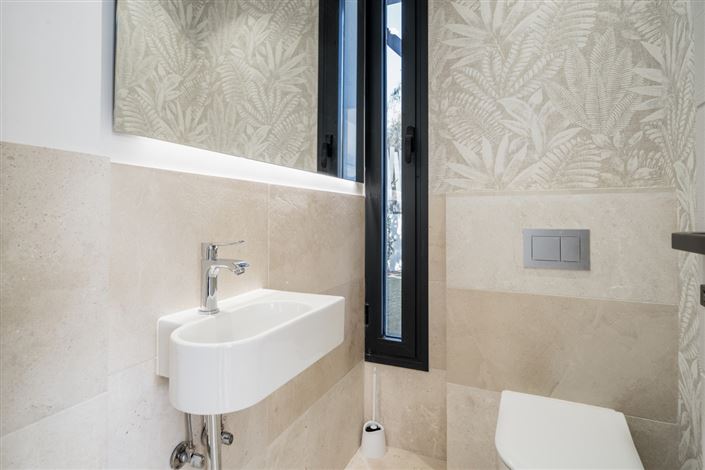 Image No.27-4 Bed Villa / Detached for sale