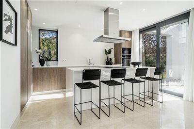 8-e64a9055bba3e77ac8aca3b893cdf826