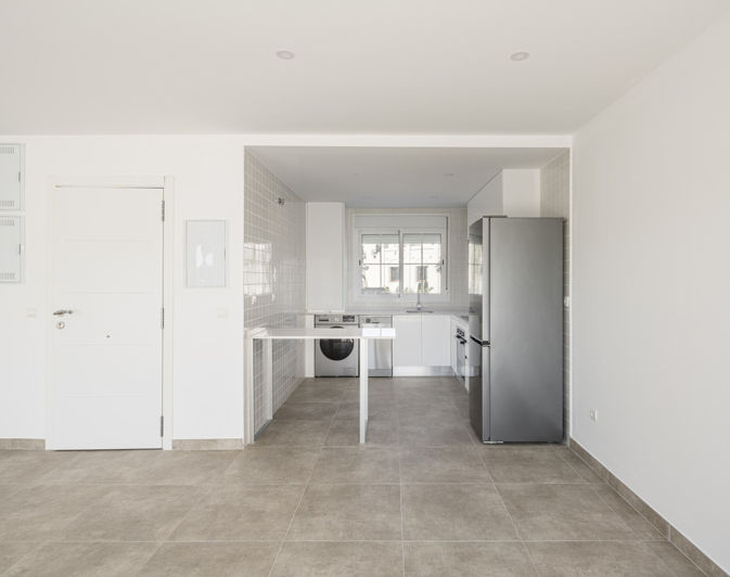 Image No.13-2 Bed Apartment for sale