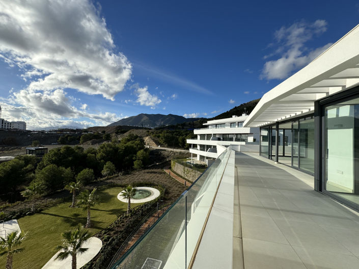 Image No.33-2 Bed Apartment for sale