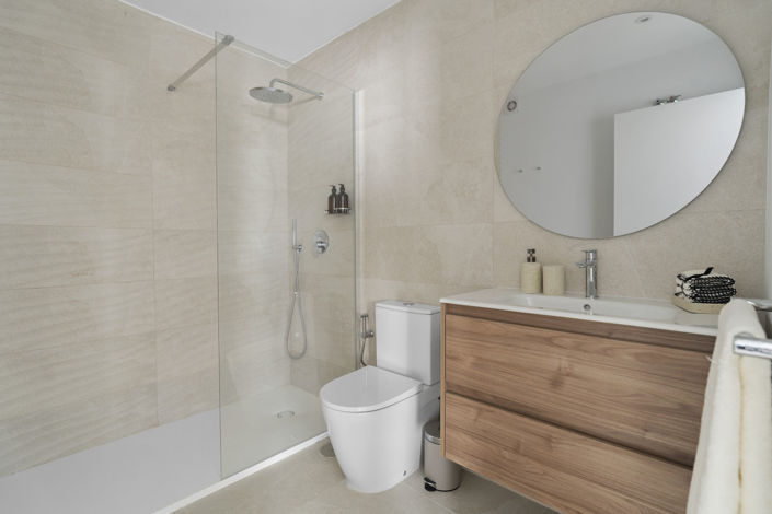 Image No.11-4 Bed House for sale