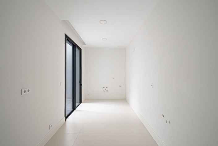 Image No.11-4 Bed House for sale