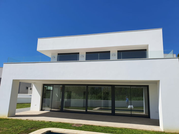 Image No.9-4 Bed House for sale