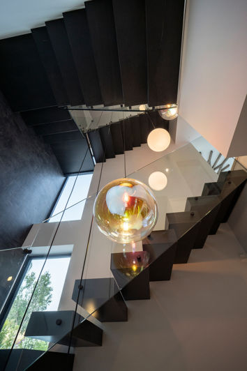 Image No.32-6 Bed House for sale