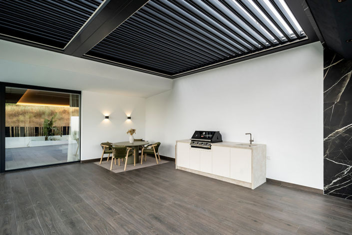 Image No.43-6 Bed House for sale