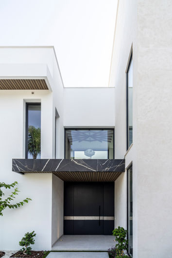 Image No.60-6 Bed House for sale