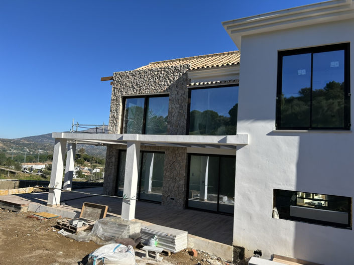 Image No.23-5 Bed House for sale