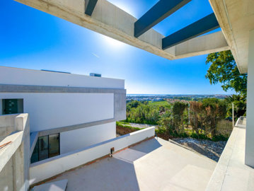 10-bb915d1cb19341576dcdc994b81ab9c5