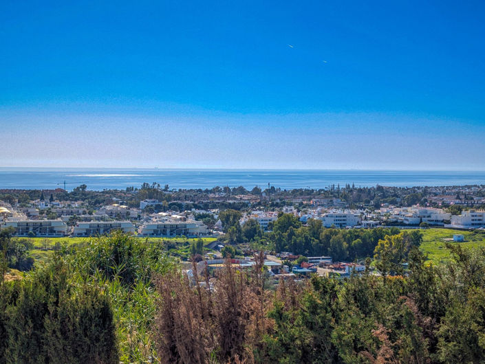 Image No.12-3 Bed House for sale