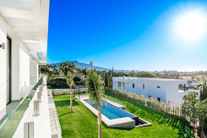 Image No.19-6 Bed House for sale