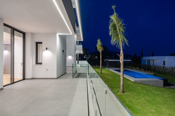 Image No.24-6 Bed House for sale