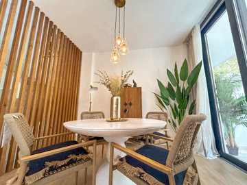 13-5fd73dea700db77384c091ca9818b1a9