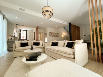 2-5bd7b9d04b45e33852eaf0ec6670150d