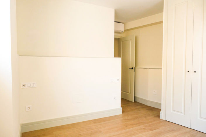 Image No.33-2 Bed Apartment for sale