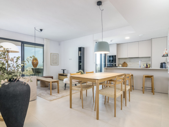 Image No.4-2 Bed Apartment for sale