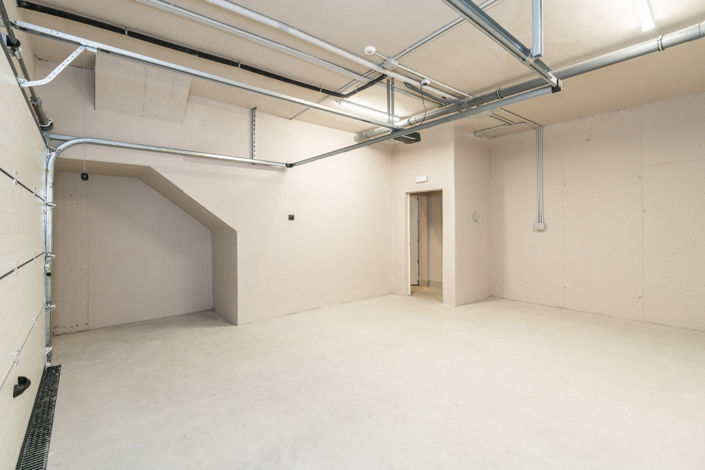 Image No.22-3 Bed House for sale