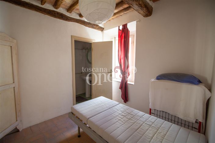 Image No.16-4 Bed House for sale