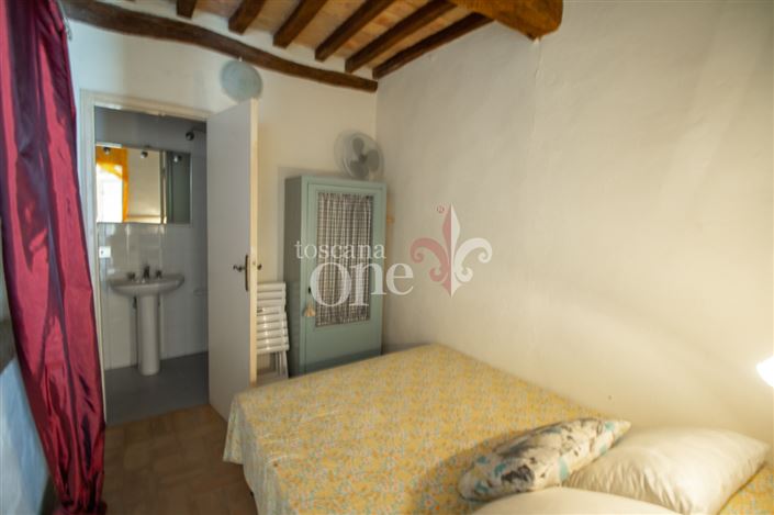 Image No.17-4 Bed House for sale