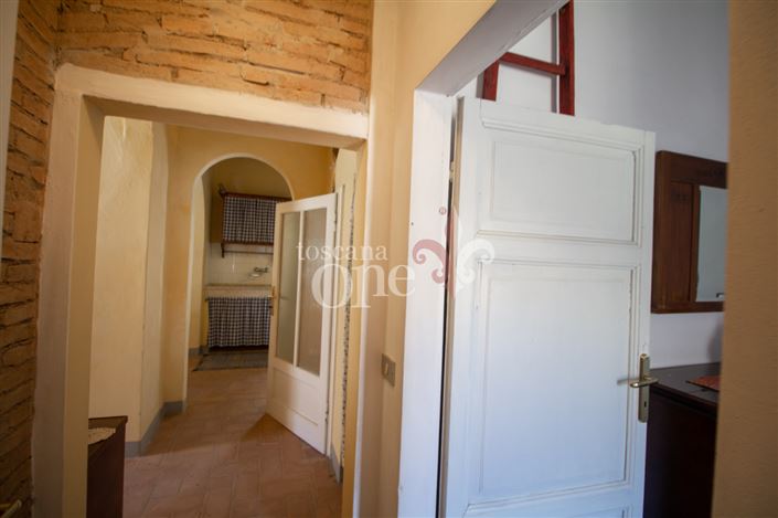 Image No.20-4 Bed House for sale