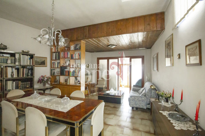 Image No.4-4 Bed Apartment for sale